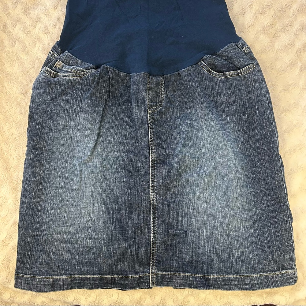 Oh Baby by Motherhood Blue Denim Maternity Pencil Skirt with Navy Panel
